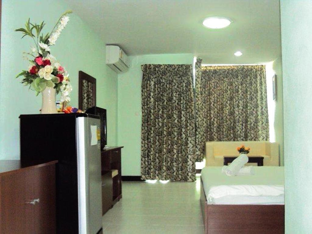 Aryan Suites Hotel Bangkok Habitación foto