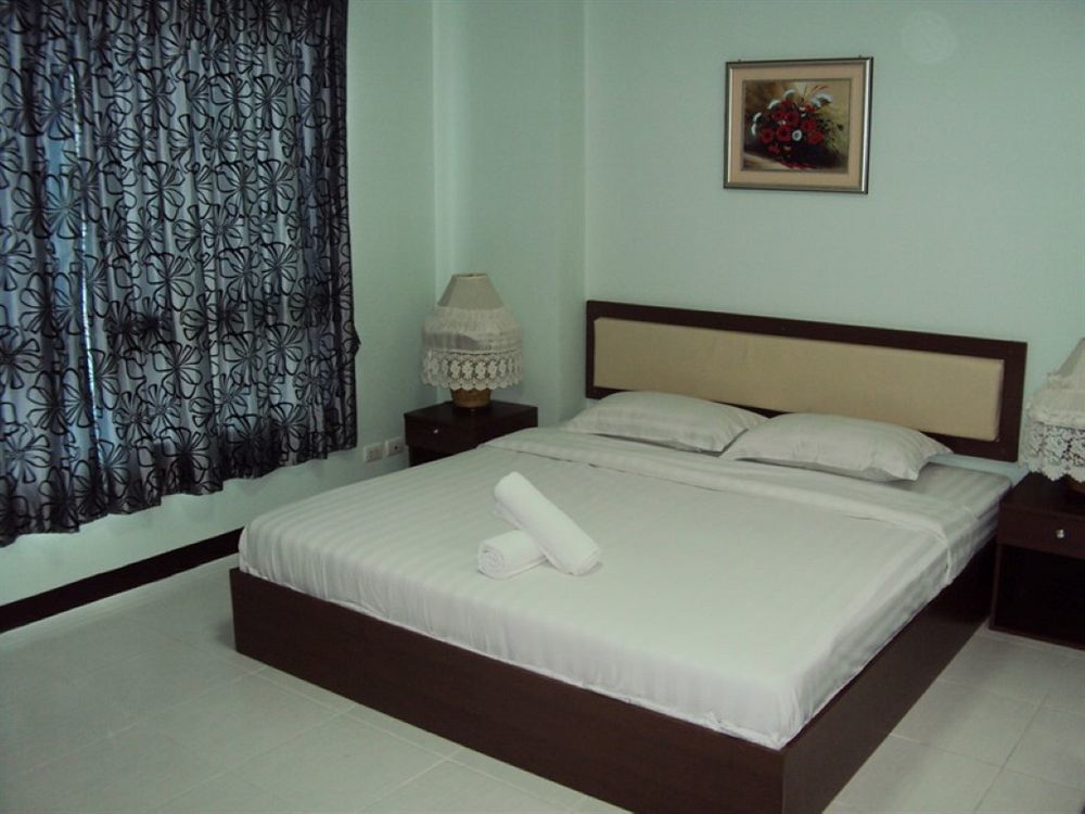 Aryan Suites Hotel Bangkok Exterior foto